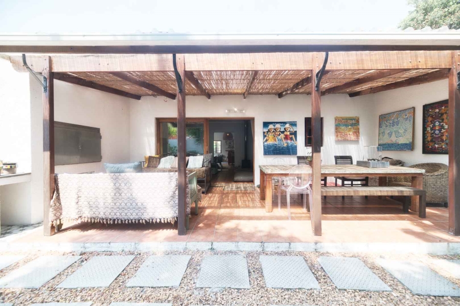 3 Bedroom Property for Sale in Northcliff Western Cape